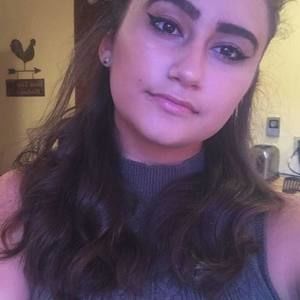 Meet your Posher, Iliana